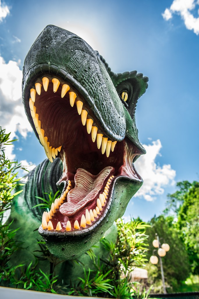 t rex cool roaring